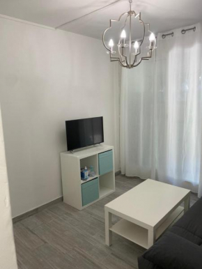 Beau studio dans résidence calme avec parking gratuit
